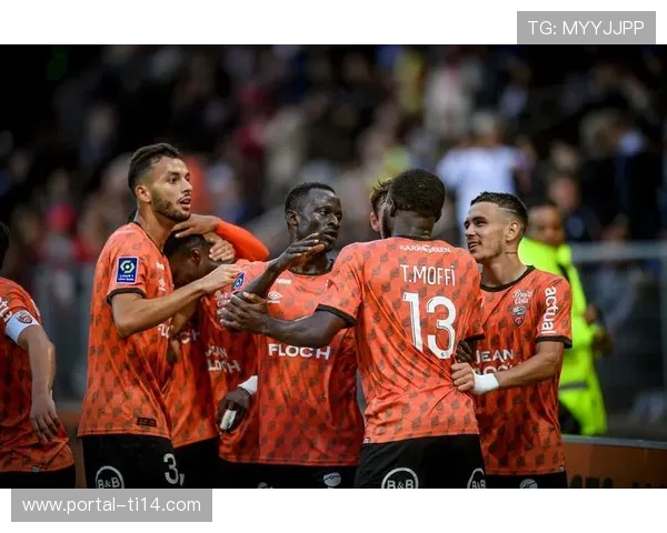 欧塞尔0-2布雷斯特:阿若克脚后跟破门,肖塔尔锁定胜局 欧塞尔0-2布雷斯特:阿若克脚后跟破门,肖塔尔锁定胜局